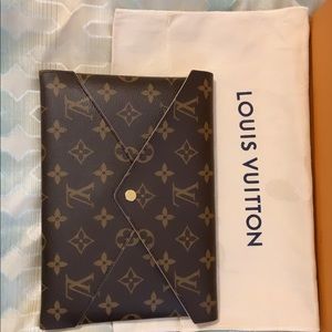 AUTHENTIC LOUIS VUITTON KIRIGAMI LARGE POUCH